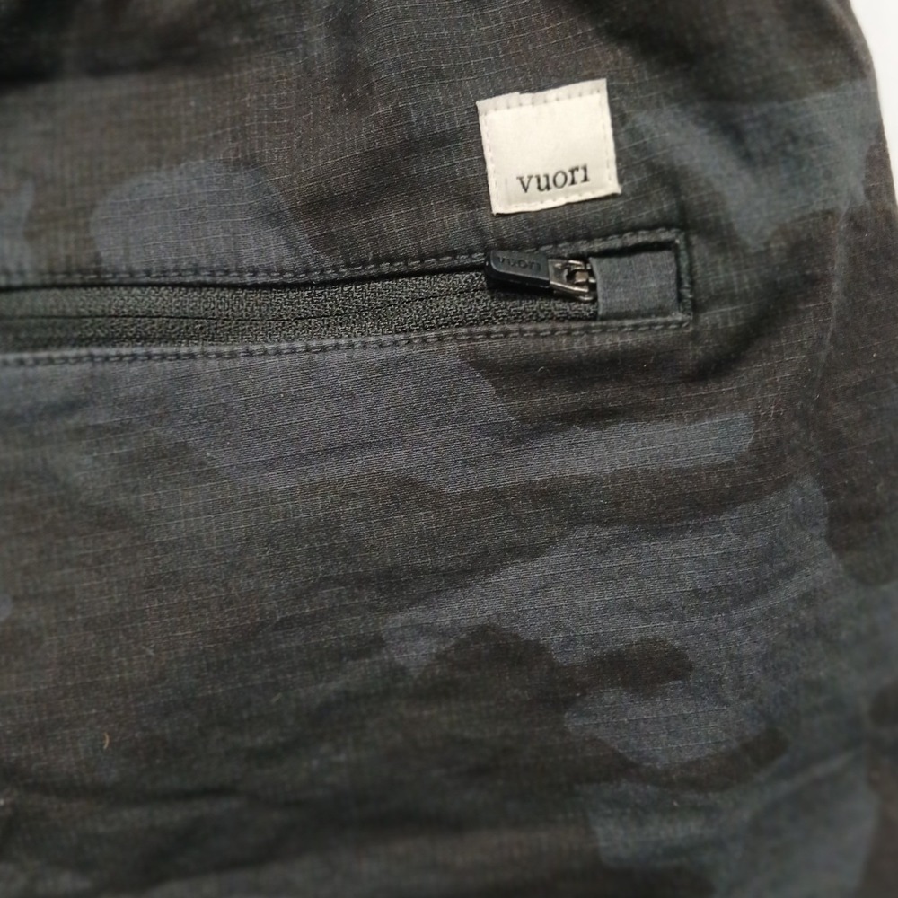 Vuori Womens Med Ripstop Shorts Black Camo Organic Cotton VW364 - Picture 7 of 8